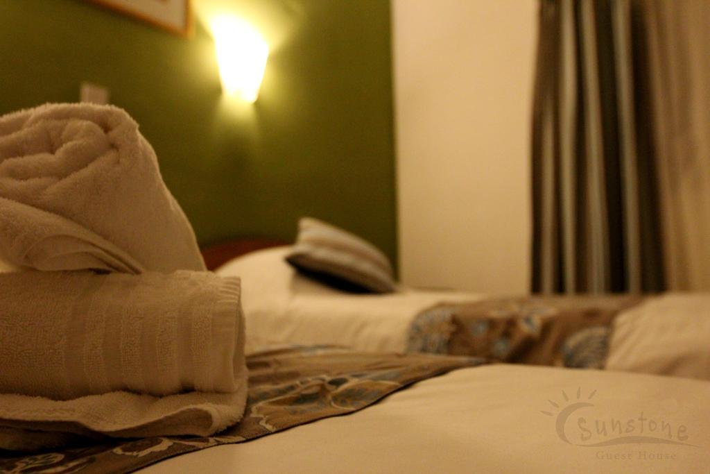 Sunstone Boutique Guest House Буджибба Экстерьер фото